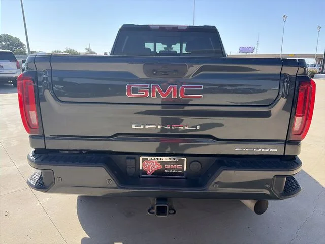 Used 2021 Green GMC Denali image 6