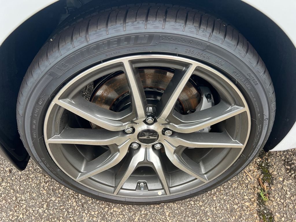 2026 GENESIS G70 Standard - Photo 17
