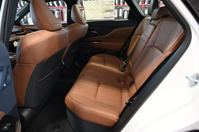 2026 Toyota Crown Signia Limited - Photo 12