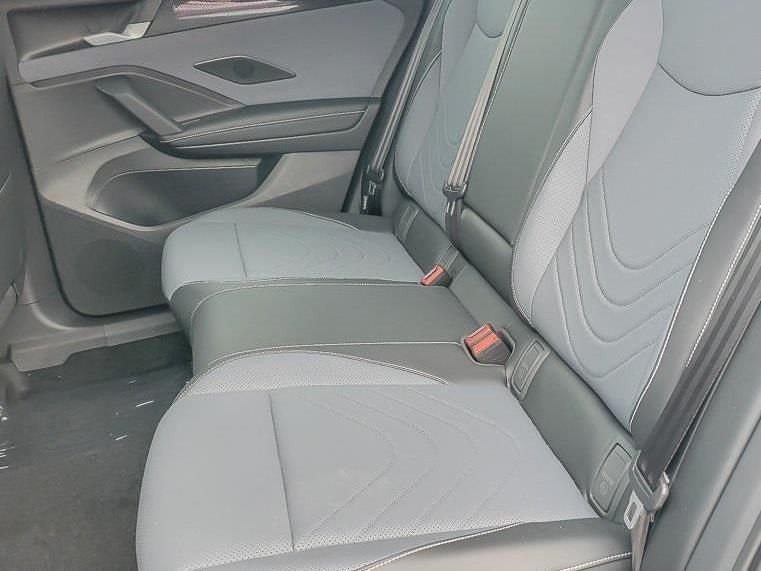 New 2026 Sandstone Volkswagen 2.0T SE R-Line Black image 10