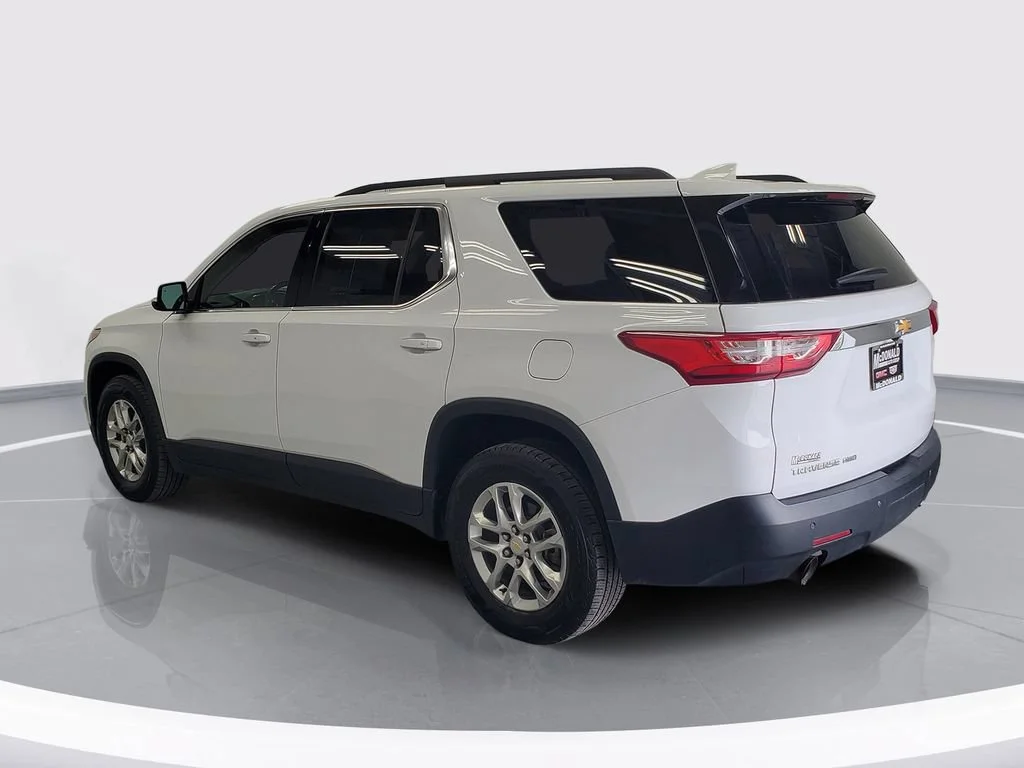 Used 2020 SUMMIT WHITE Chevrolet LT Cloth image 4