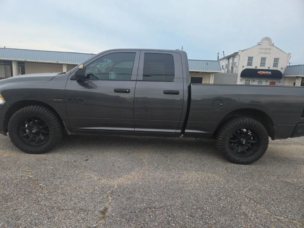 Used 2018 Gray Ram Express image 5
