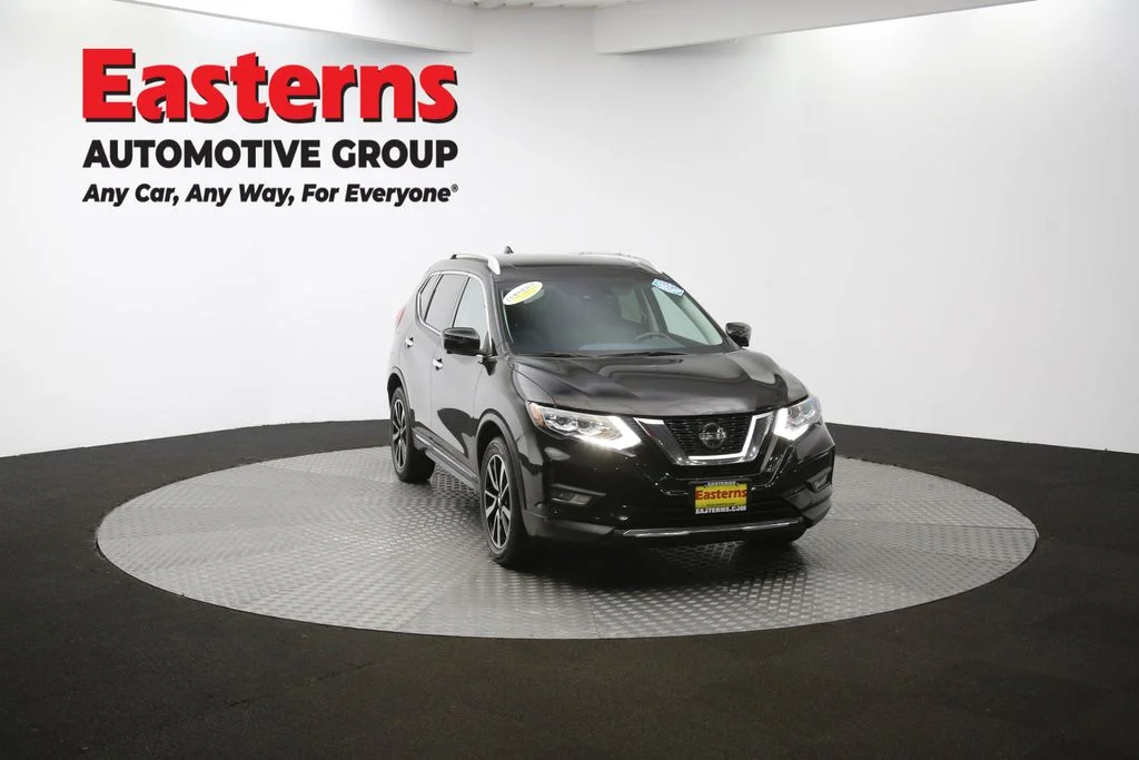 Used 2020 Black Nissan SL image 57