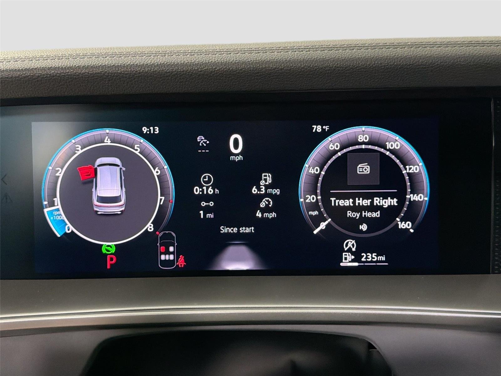New 2026 Pure White Volkswagen SE image 10