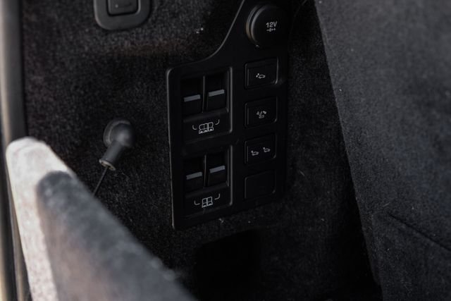 Used 2019 White Land Rover HSE Luxury image 77