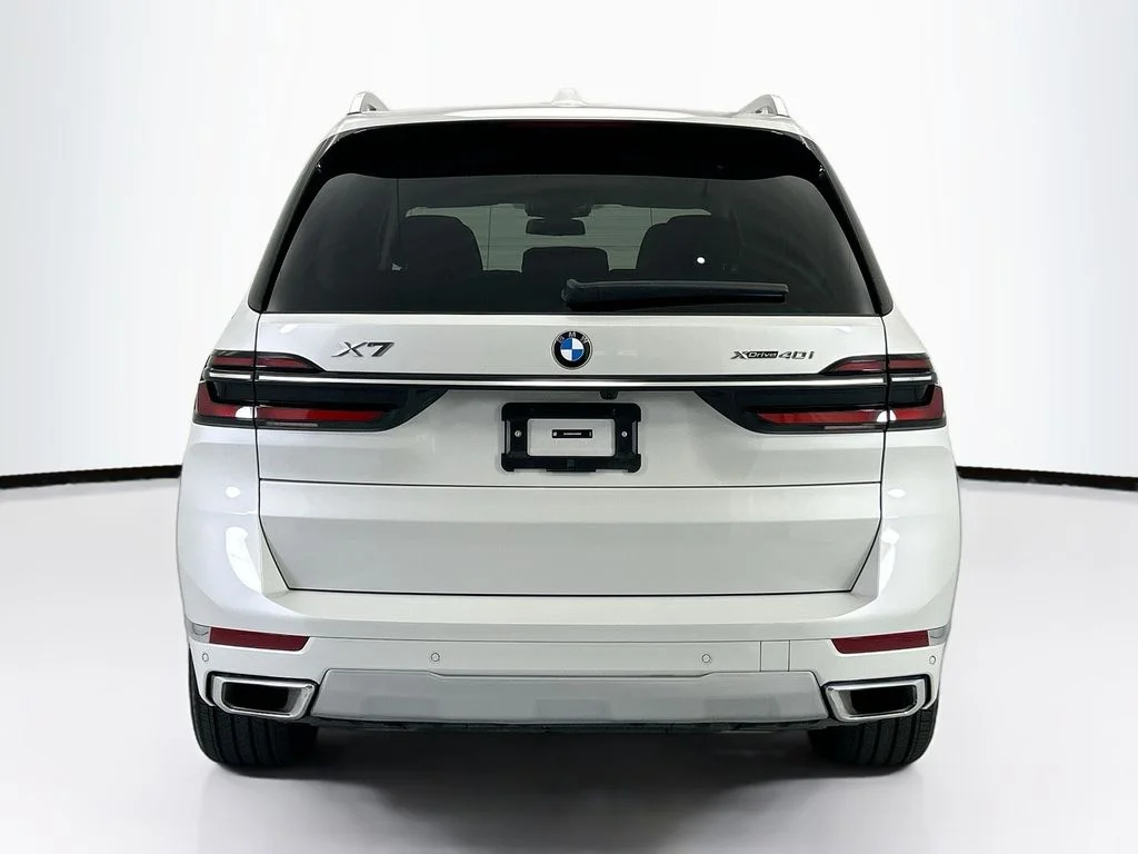 Used 2026 White BMW xDrive40i image 6