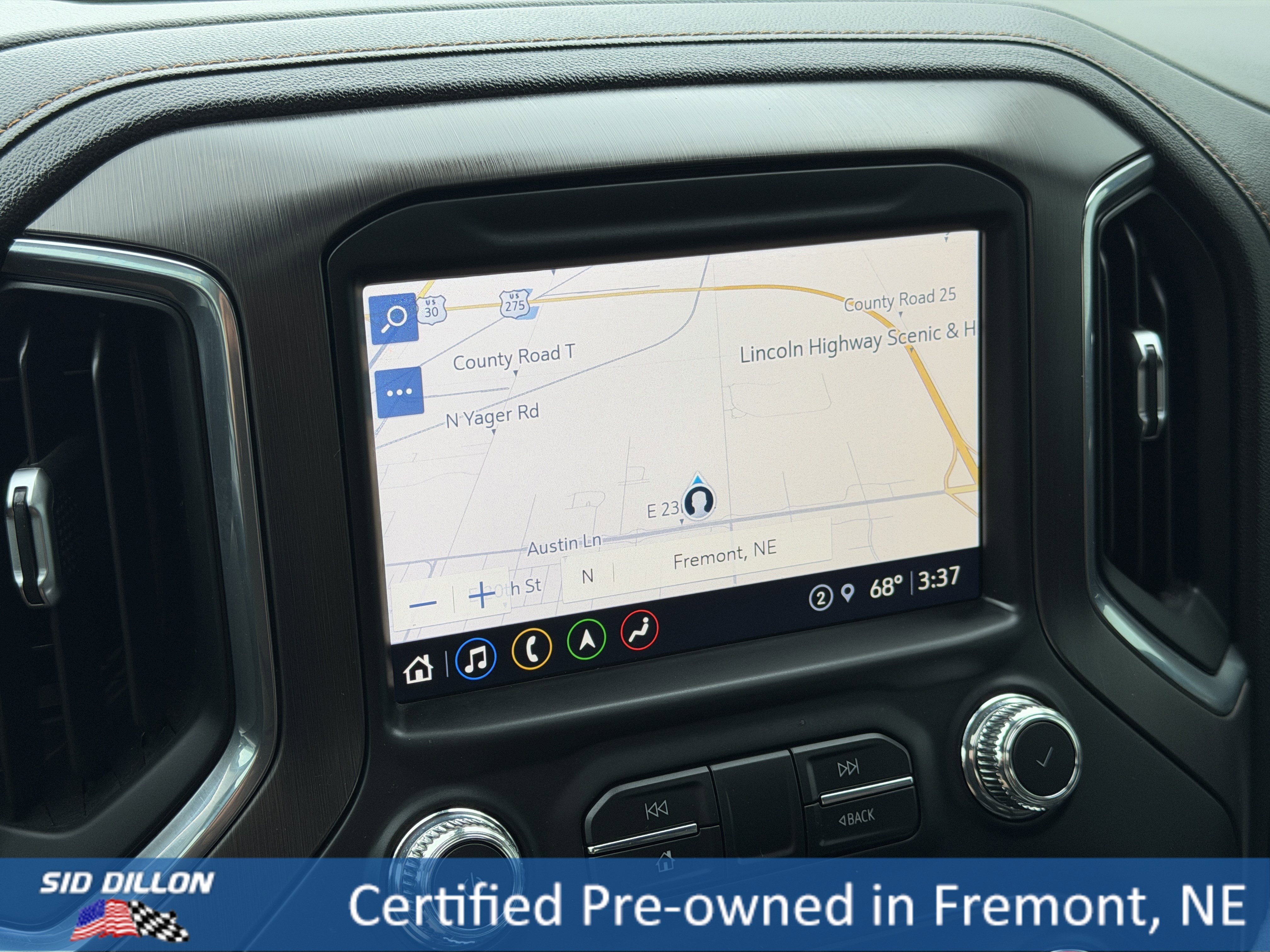Used 2021 Onyx Black GMC AT4 image 9