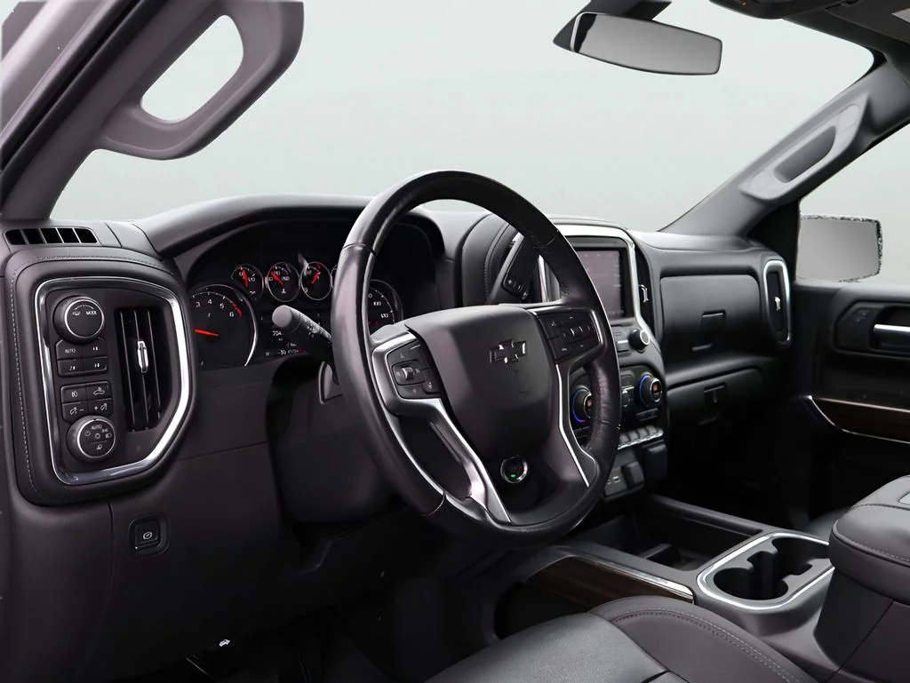 Used 2021 Silver Chevrolet LT Trail Boss image 20