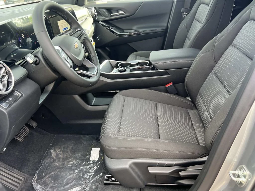 2026 Chevrolet Equinox LT - Photo 12