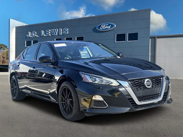 2021 Nissan Altima 2.5 SV