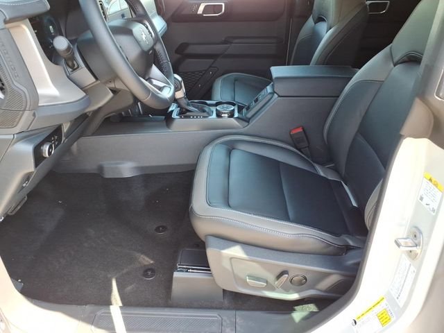 New 2026 Avalanche Gray Ford Outer Banks image 19