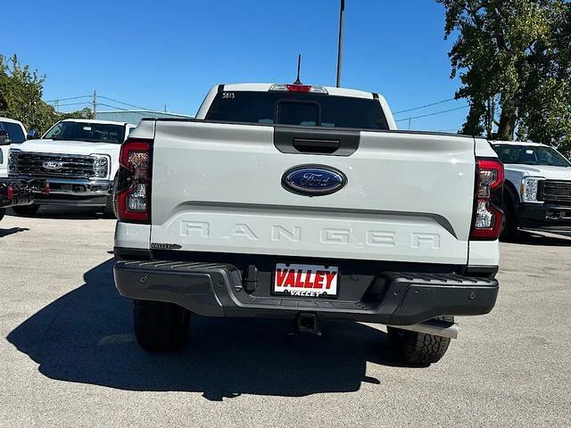 New 2026 Avalanche Ford XLT image 32