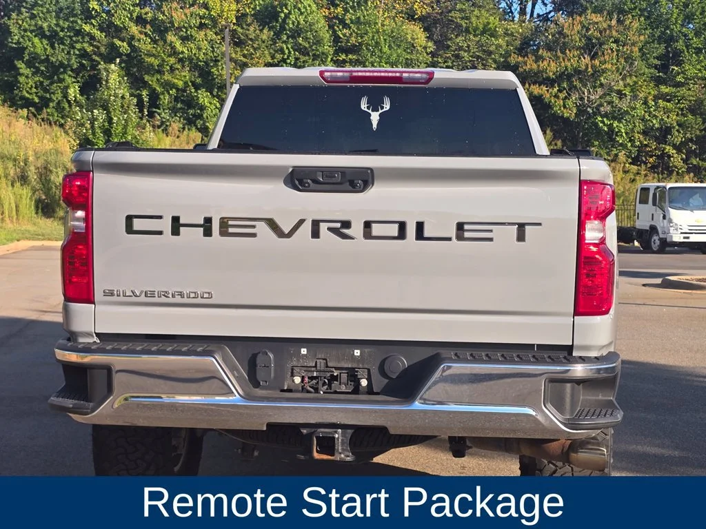 Used 2024 Slate Gray Metallic Chevrolet LT image 3