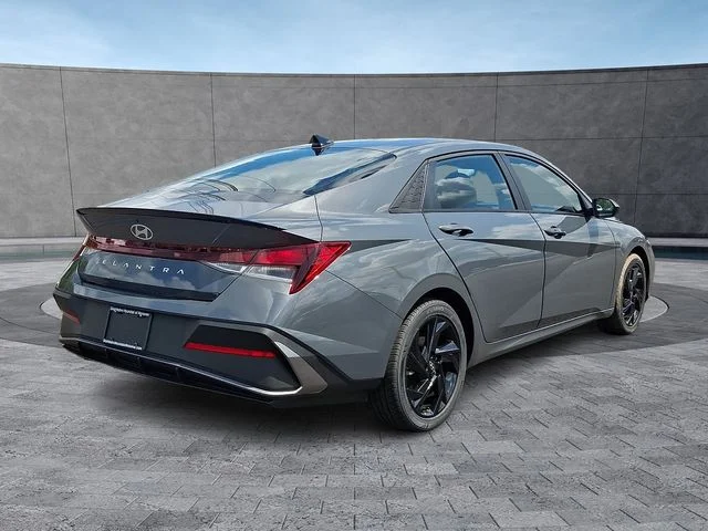 New 2026 Gray Hyundai SEL Sport image 7