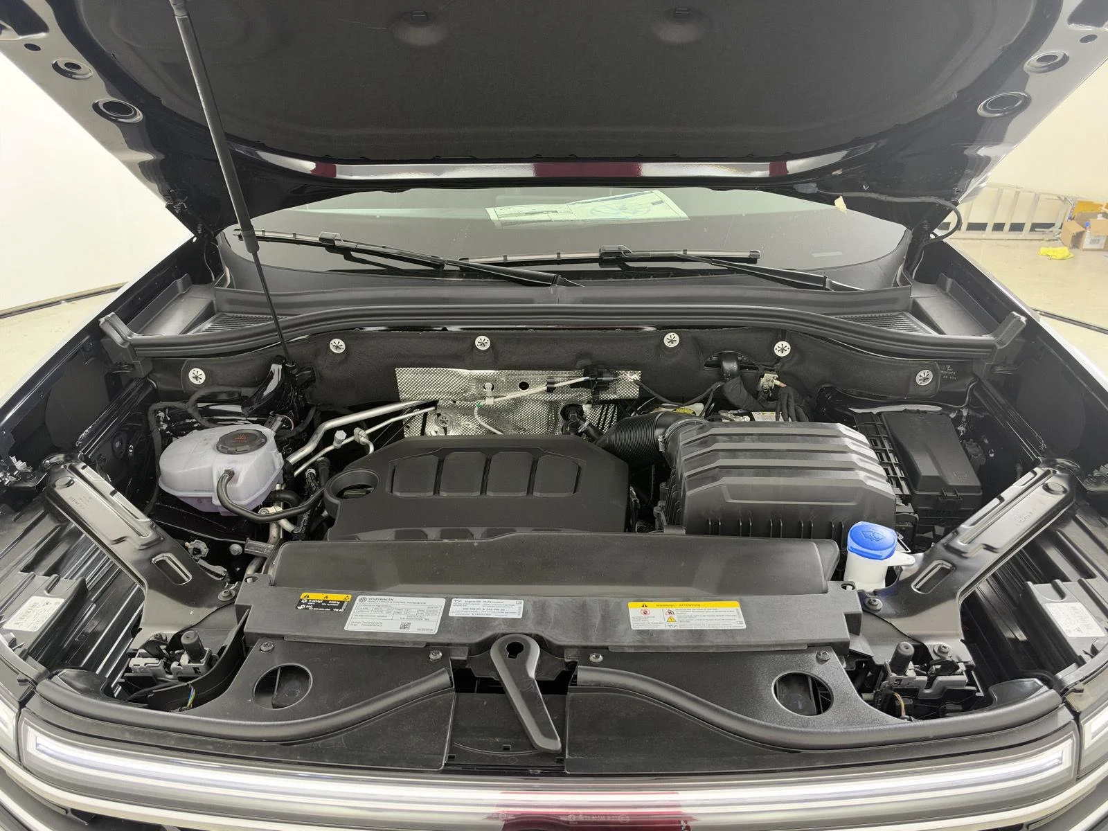 New 2026 Deep Black Pearl Volkswagen 2.0T SE w/Technology image 12