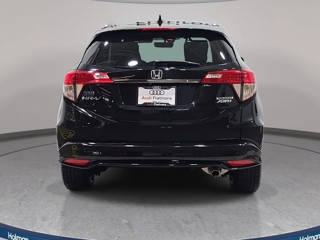 Used 2019 Black Honda Touring image 7