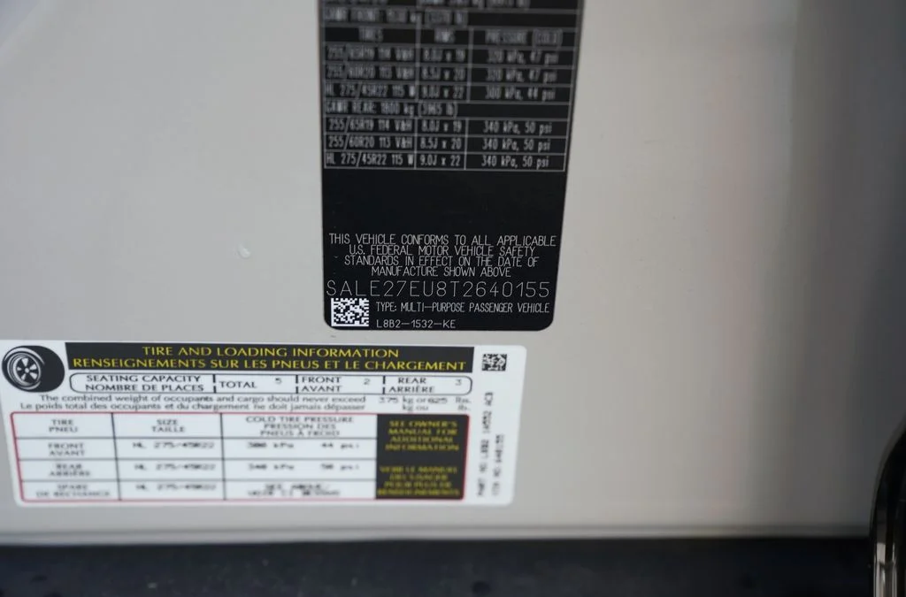 Used 2026 Gray Land Rover X-Dynamic SE image 32
