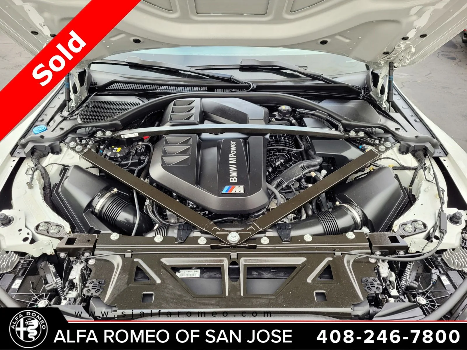 Used 2021 White BMW Competition image 27