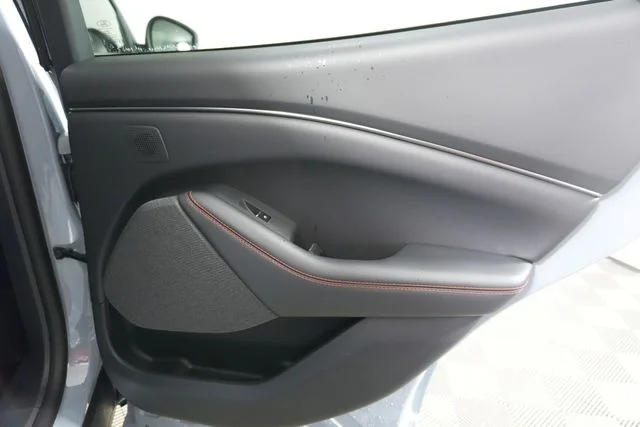 New 2026 Glacier Gray Metallic Tri-coat Ford Premium image 27