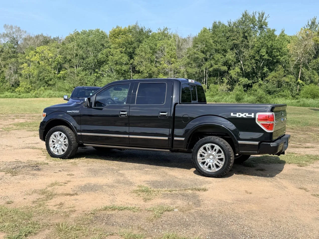 Used 2013 Black Ford Lariat 4x4 4dr SuperCrew Styleside 6.5 ft. SB image 3