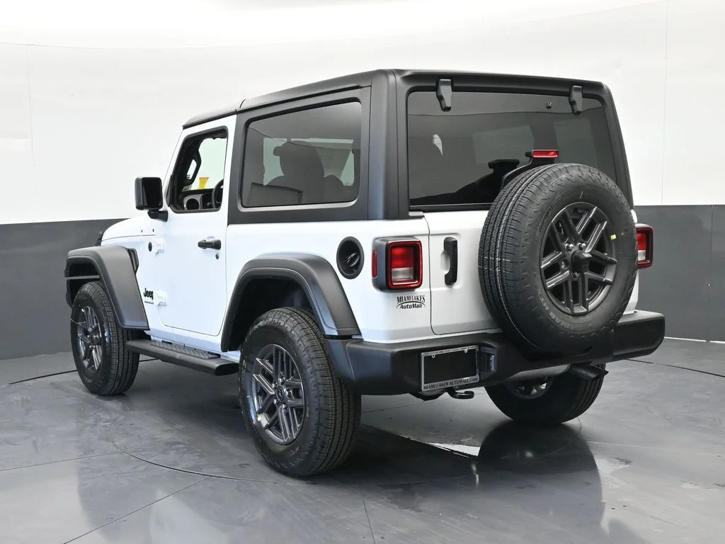 New 2026 Bright White Clear-Coat Exterior Paint Jeep Sport image 4