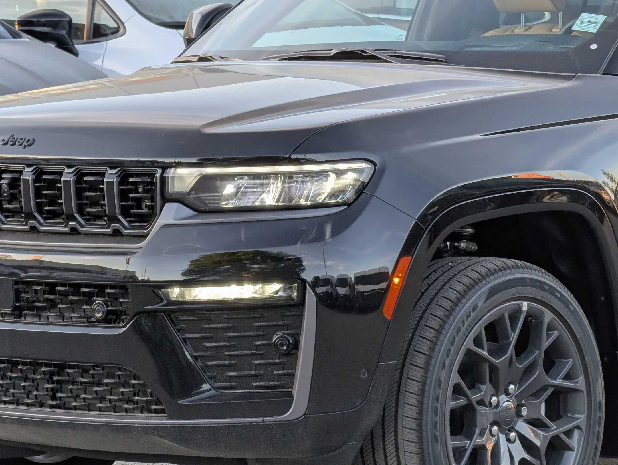 New 2026 Black Jeep Summit - - Palermo Leather - Massage Seats - Head-Up Display - CommandView Pano Sunroof & More! image 10