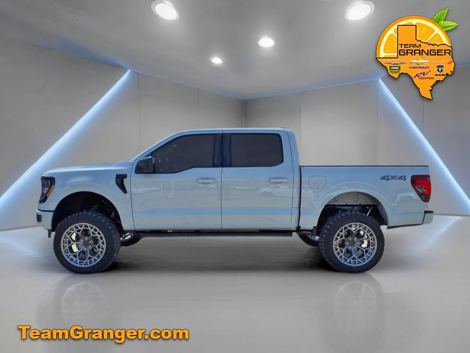 2026 Ford F-150 XLT - Photo 6