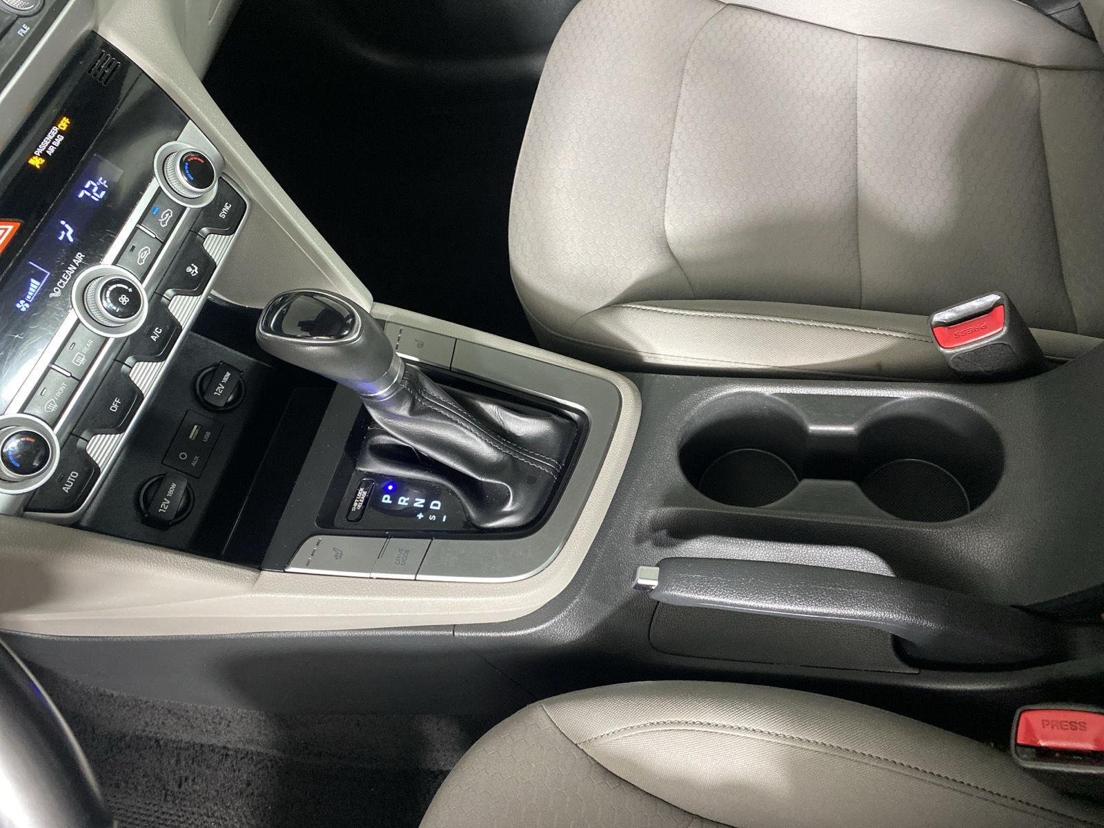 Used 2020 Calypso Red Hyundai Value Edition image 20