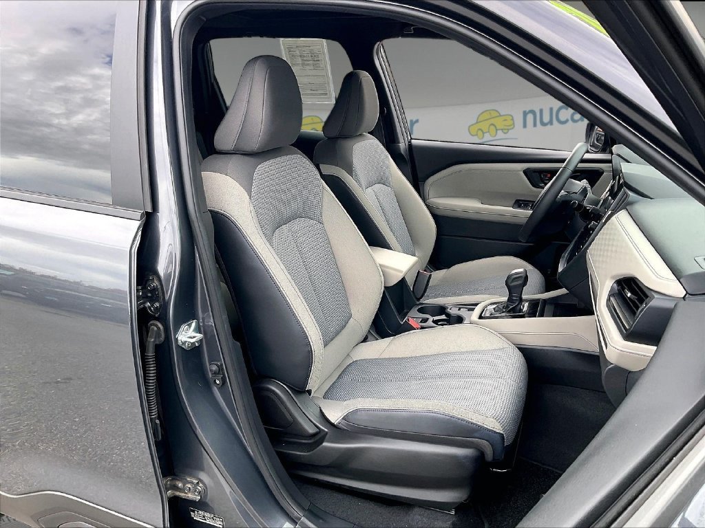 Used 2025 Gray Metallic Subaru Premium image 10