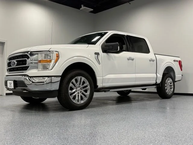 Used 2021 White Ford XLT image 4