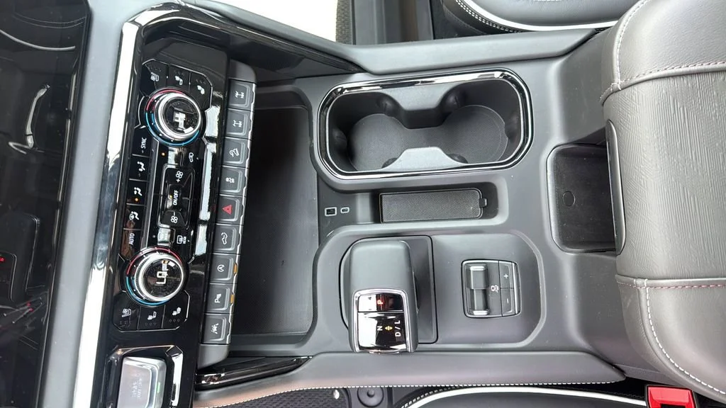 2026 GMC Sierra 1500 AT4X - Photo 28
