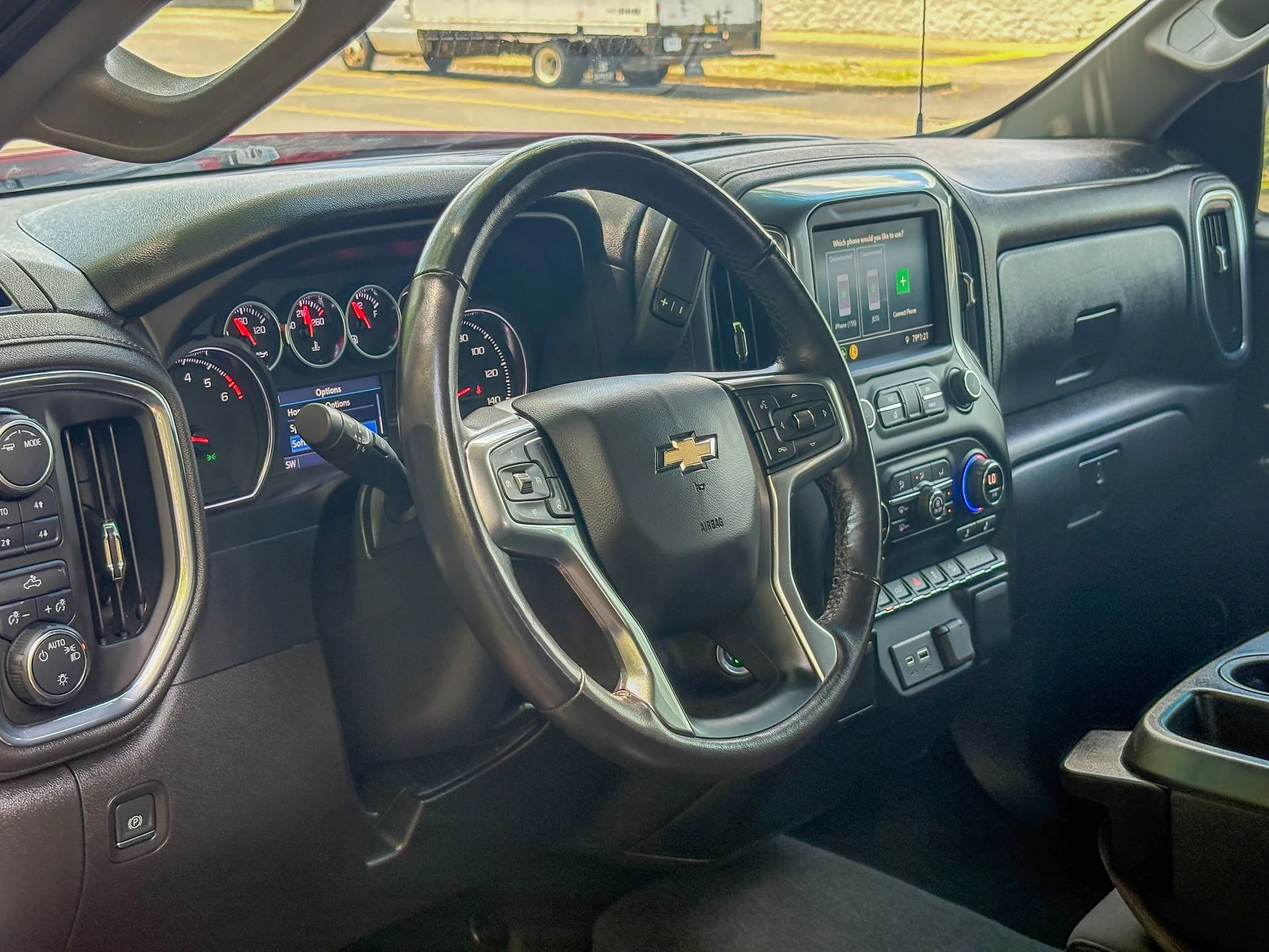 Used 2022 Red Chevrolet LT image 6