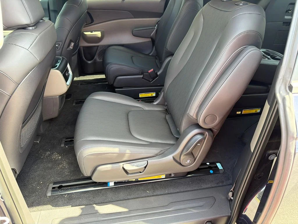 New 2026 Blue Kia EX image 20