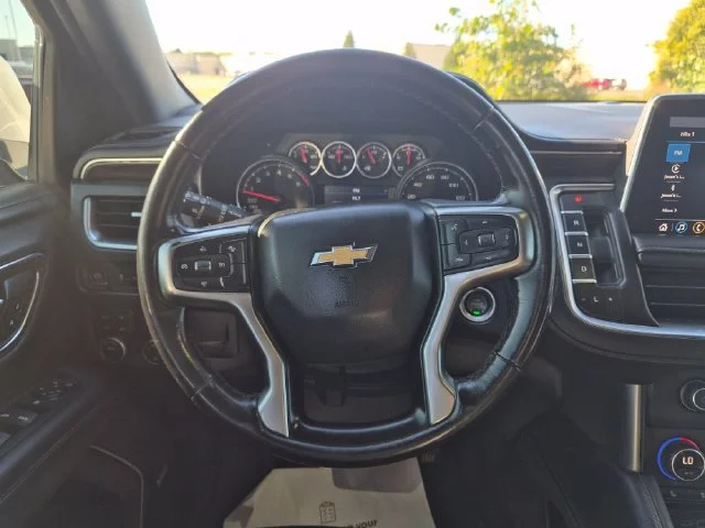 Used 2021 SUMMIT WHITE Chevrolet LT image 18