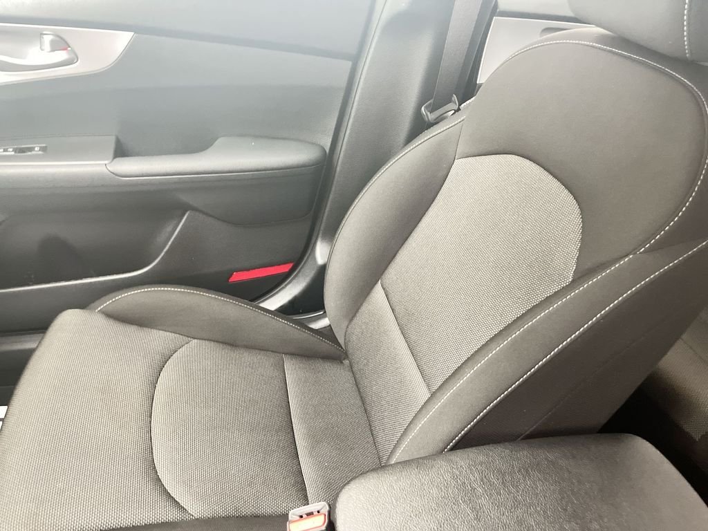 Used 2022 Gray Kia FE image 26