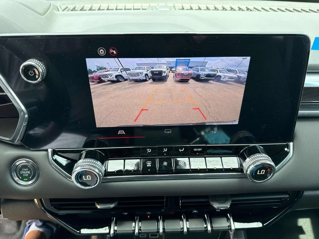 New 2026 Onyx Black GMC Elevation image 39