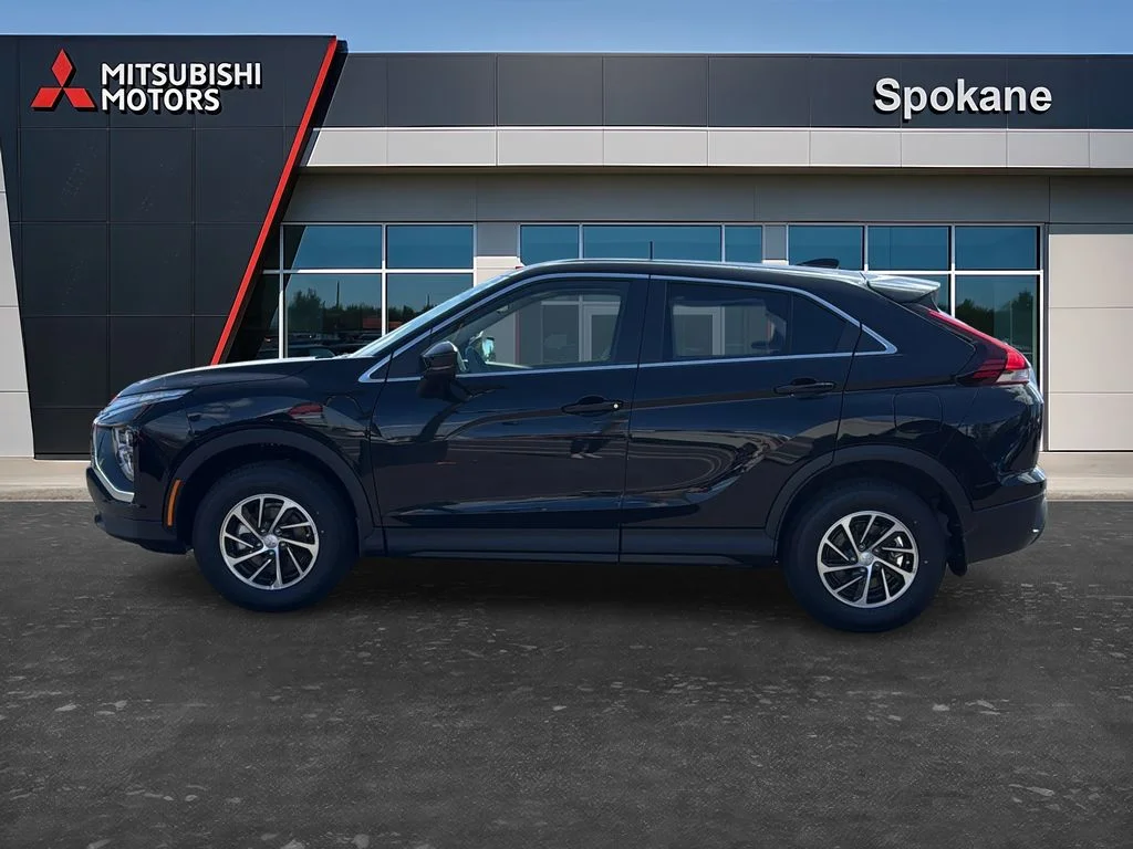 New 2026 Labrador Black Pearl Mitsubishi ES image 4