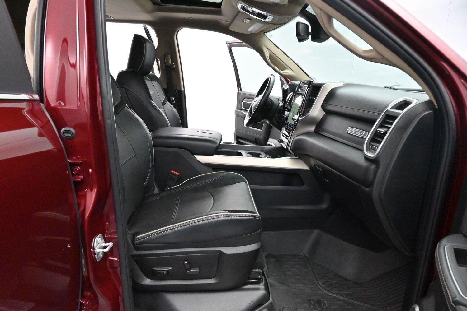 Used 2021 Delmonico Red Pearlcoat Ram Laramie image 33