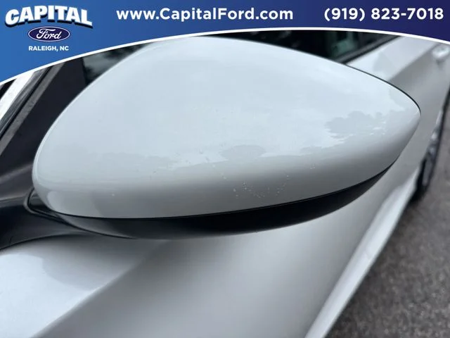 Used 2021 White Honda LX image 12