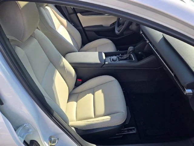 New 2026 Snowflake White Pearl Mazda 2.5 S Preferred image 5