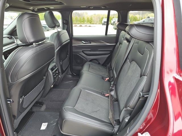 New 2026 Velvet Red Pearlcoat Jeep Laredo Altitude image 17