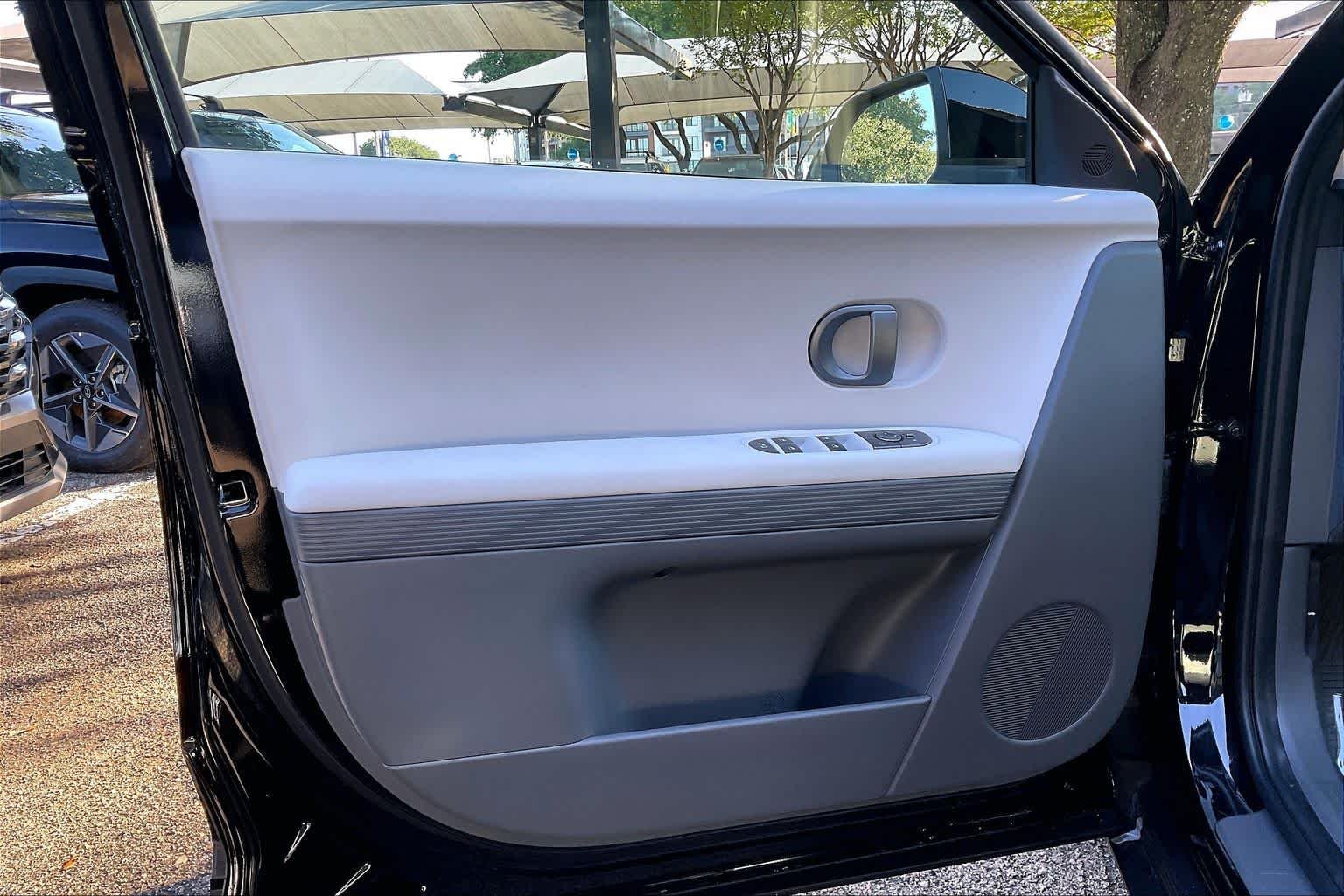 2026 Hyundai IONIQ 5 SEL - Photo 21