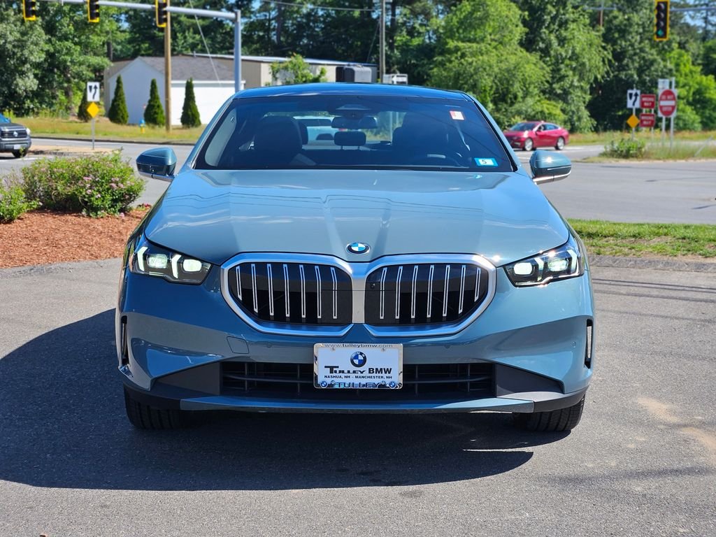 Certified Used 2025 Green BMW 530i xDrive image 2