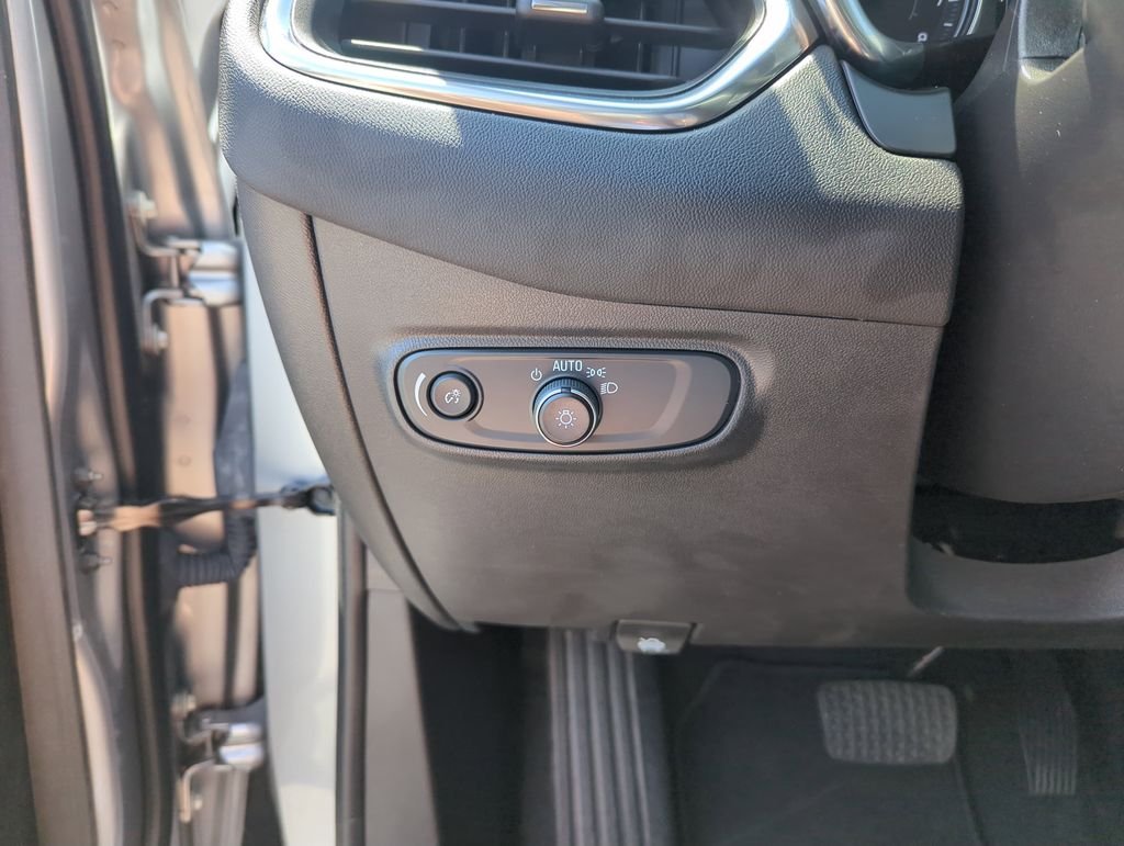 Used 2024 Gray Chevrolet LS image 19