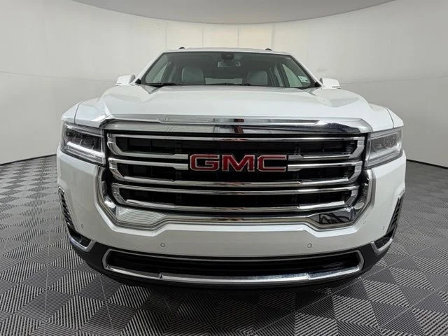 Used 2023 White GMC SLT image 2