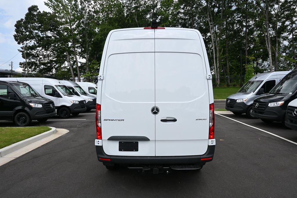 New 2026 Arctic White Mercedes-Benz  image 27