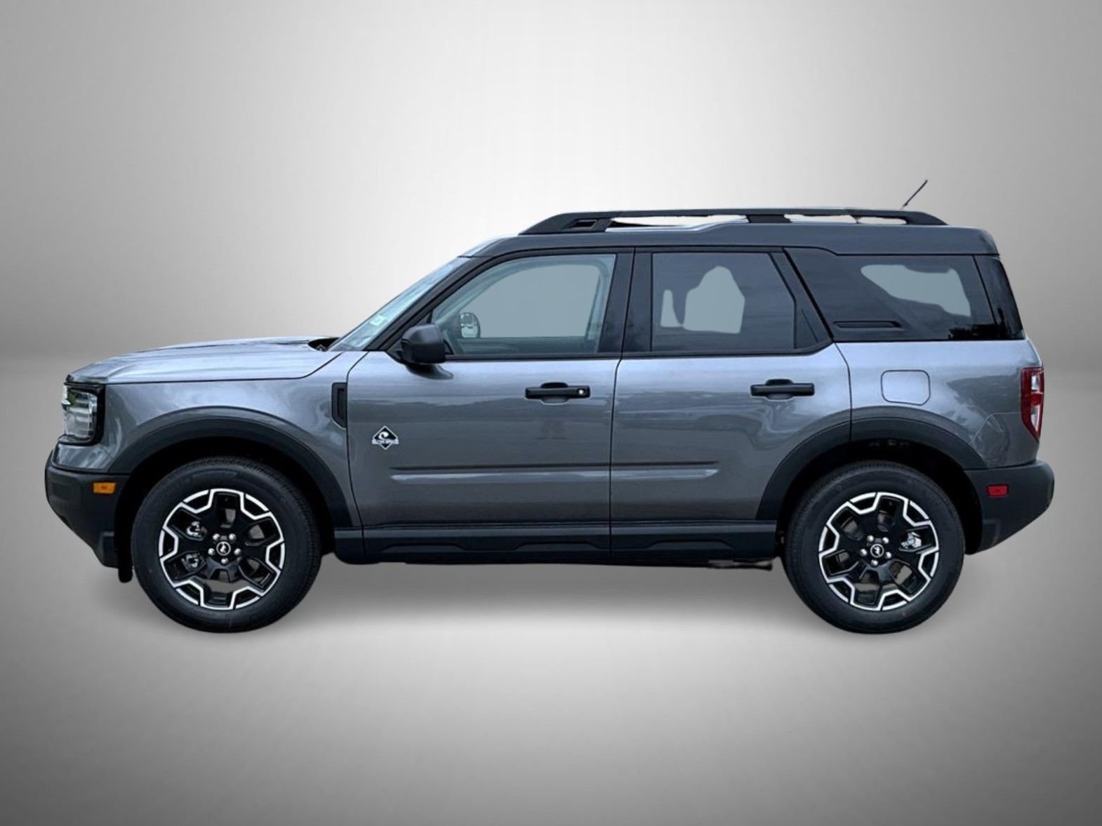 New 2026 Carbonized Gray Metallic Ford Outer Banks image 8