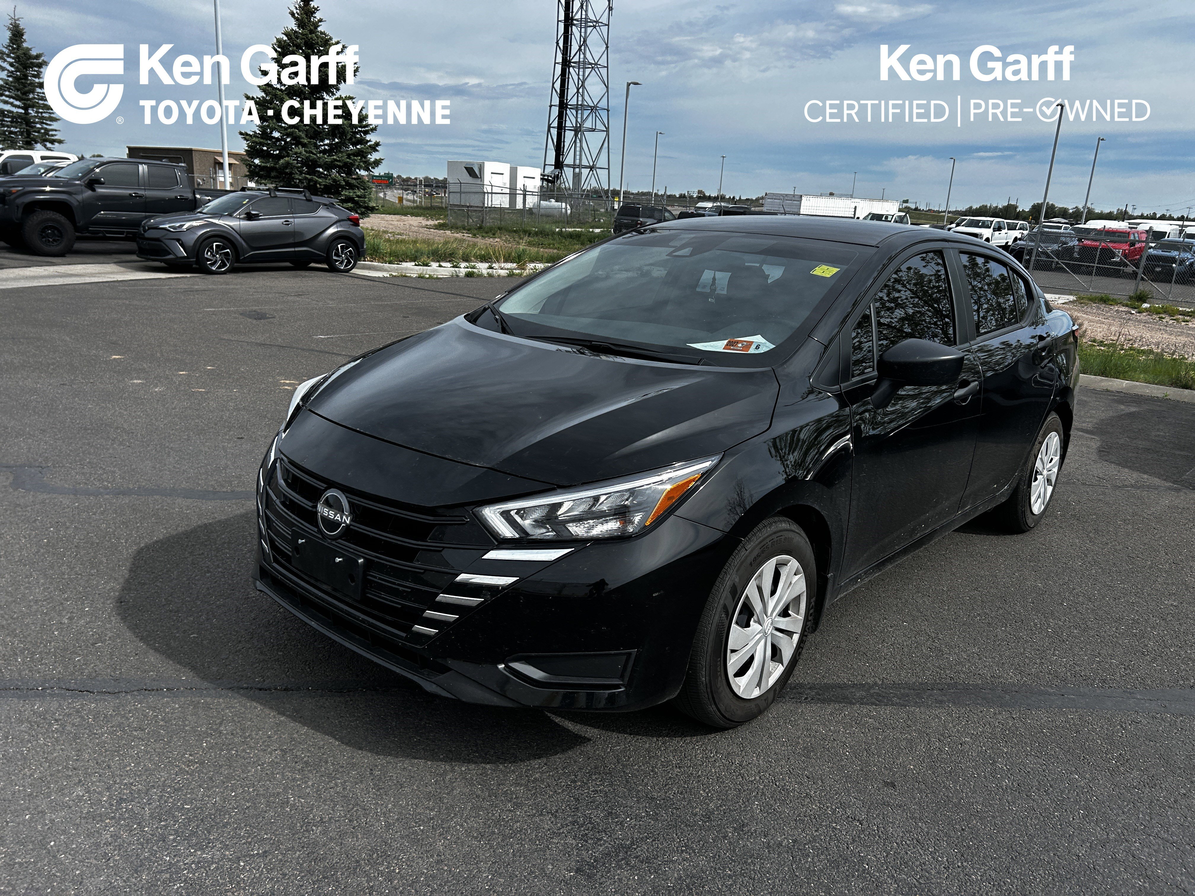 2025 Nissan Versa 1.6 S CVT's photo