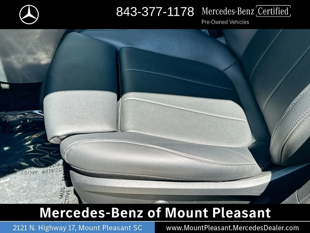 Used 2021 Blue Mercedes-Benz GLB 250 image 19