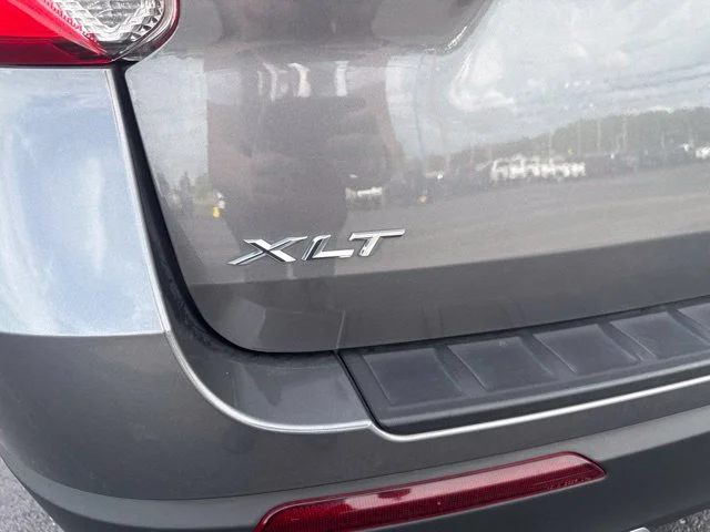 Used 2022 Gray Metallic Ford XLT image 9